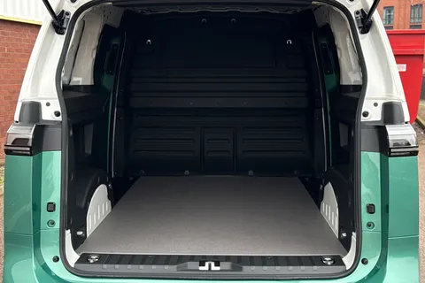 BC75HWA Volkswagen Id. Buzz Cargo 210kW Commerce Plus 79kWh 286ps Auto-Tailgate Thumbnail #7