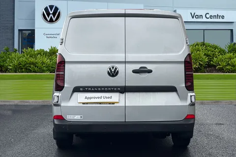 MF25JJU Volkswagen E-Transporter 100kW 65kWh Commerce Plus Van Auto Thumbnail #5