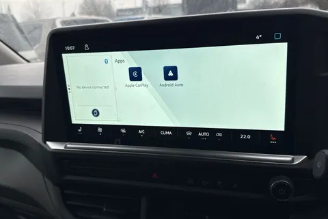 MF25JJU Volkswagen E-Transporter 100kW 65kWh Commerce Plus Van Auto Thumbnail #12