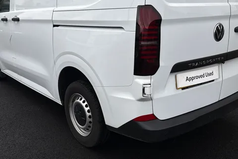 MF25HSZ Volkswagen Transporter 2.0 TDI 110 Commerce Plus Van Thumbnail #17