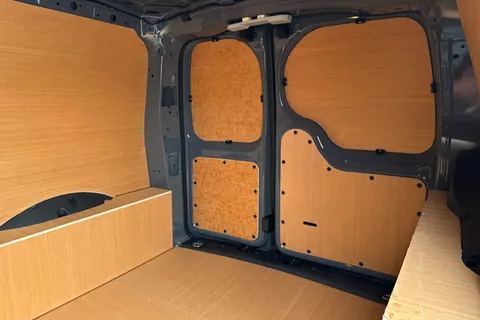 DF75HRK Volkswagen Caddy 1.5 TSI 116PS Commerce Pro Van DSG [Tech Pack] Thumbnail #19