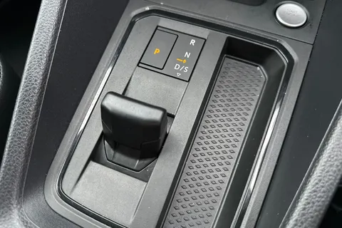 DF75HRK Volkswagen Caddy 1.5 TSI 116PS Commerce Pro Van DSG [Tech Pack] Thumbnail #23