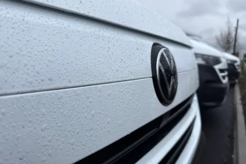 MF25HSZ Volkswagen Transporter 2.0 TDI 110 Commerce Plus Van Thumbnail #32