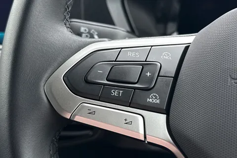 DF75HRK Volkswagen Caddy 1.5 TSI 116PS Commerce Pro Van DSG [Tech Pack] Thumbnail #34