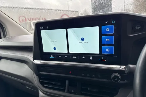 MF25HSZ Volkswagen Transporter 2.0 TDI 110 Commerce Plus Van Thumbnail #37