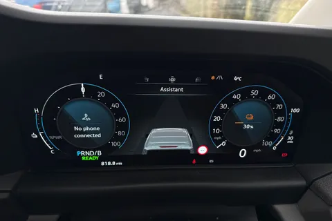 MF25JJU Volkswagen E-Transporter 100kW 65kWh Commerce Plus Van Auto Thumbnail #36