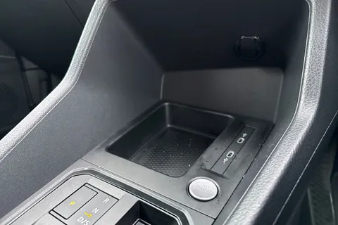 DF75HRK Volkswagen Caddy 1.5 TSI 116PS Commerce Pro Van DSG [Tech Pack] Thumbnail #39