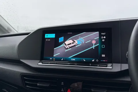 DF75HRK Volkswagen Caddy 1.5 TSI 116PS Commerce Pro Van DSG [Tech Pack] Thumbnail #52