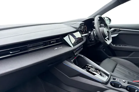 LT75ZWX Audi A3 Black Edition 40 TFSI e  204 PS S tronic Thumbnail #16