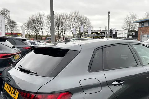 LT75ZWX Audi A3 Black Edition 40 TFSI e  204 PS S tronic Thumbnail #30