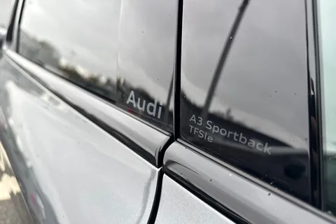 LT75ZWX Audi A3 Black Edition 40 TFSI e  204 PS S tronic Thumbnail #34