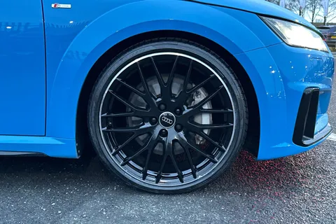 KR69YLM Audi TT Coup- Black Edition 45 TFSI quattro 245 PS S tronic Thumbnail #10