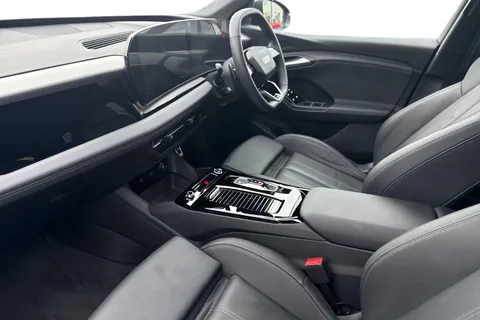 RF74ETL Audi Q6 E-Tron Q6 SUV S line e-tron performance 225,00 kW Thumbnail #16