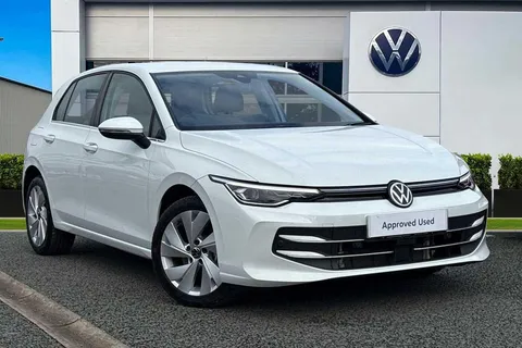KP25HFW Volkswagen Golf 1.5 TSI 204 Style eHybrid 5dr DSG Thumbnail #2