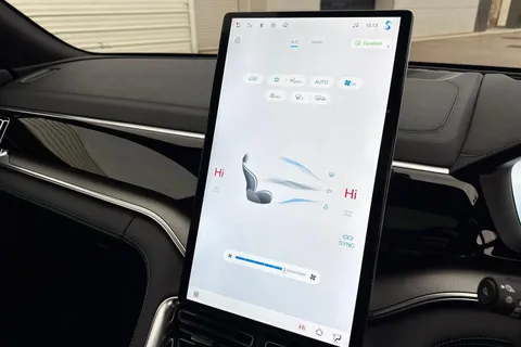 LC25KDV BYD Seal U 1.5 DM-i 26.6kWh Comfort CVT Auto Euro 6 (s/s) 5dr Thumbnail #20