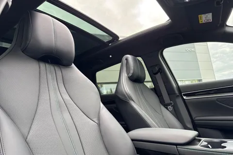 LC25JHZ BYD Seal U 1.5 DM-i 26.6kWh Comfort CVT Auto Euro 6 (s/s) 5dr Thumbnail #16