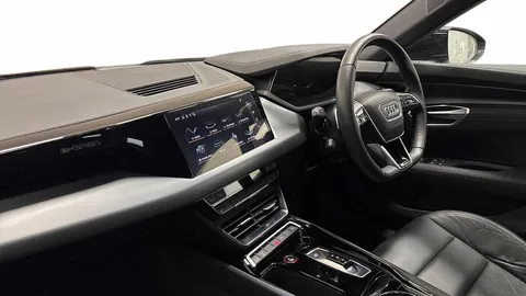 KT72NMA Audi e-tron GT quattro 350,00 kW Thumbnail #5