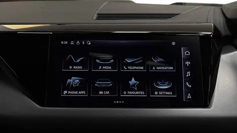 KT72NMA Audi e-tron GT quattro 350,00 kW Thumbnail #8