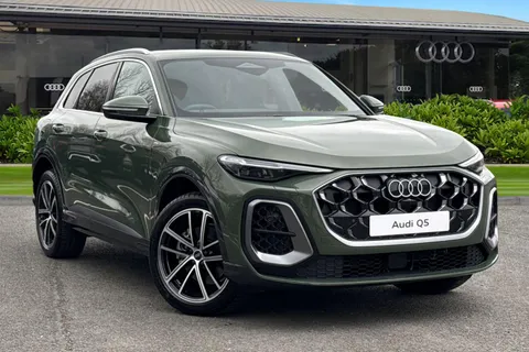  Audi Q5 2.0 TFSI S line S Tronic quattro Euro 6 (s/s) 5dr Thumbnail #2