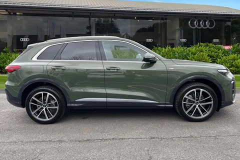  Audi Q5 2.0 TFSI S line S Tronic quattro Euro 6 (s/s) 5dr Thumbnail #4
