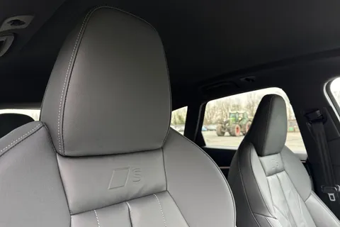  Audi Q5 2.0 TFSI S line S Tronic quattro Euro 6 (s/s) 5dr Thumbnail #24