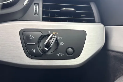 SB53SCB Audi A5 Cabriolet 2.0 TFSI S line S Tronic Euro 6 (s/s) 2dr Thumbnail #33