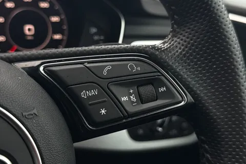 SB53SCB Audi A5 Cabriolet 2.0 TFSI S line S Tronic Euro 6 (s/s) 2dr Thumbnail #46