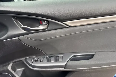 OW17WFV Honda Civic 1.0 VTEC Turbo SR 5dr Thumbnail #24