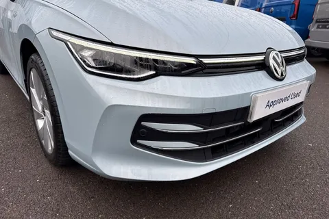 KM75BVA Volkswagen Golf 1.5 TSI 204 Style eHybrid 5dr DSG Thumbnail #9