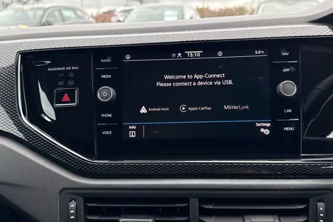 MM72LHU Volkswagen Polo 1.0 Life 5dr Thumbnail #35