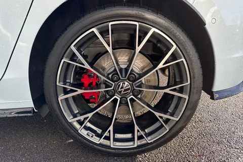 CY75AYA Volkswagen Golf 2.0 TSI 300 GTI Clubsport 5dr DSG ⭐Leather, Sunroof, DCC, Performance packa Thumbnail #11