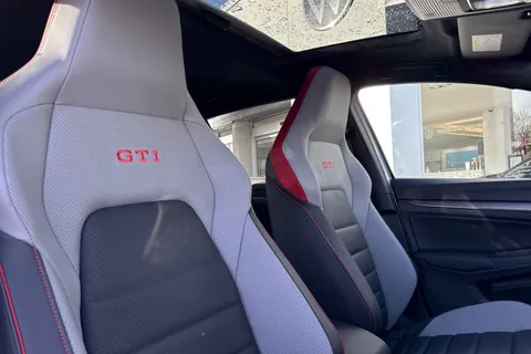 CY75AYA Volkswagen Golf 2.0 TSI 300 GTI Clubsport 5dr DSG ⭐Leather, Sunroof, DCC, Performance packa Thumbnail #24