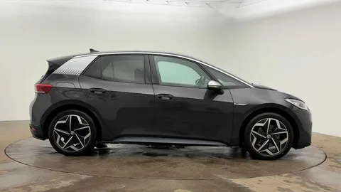 KS70KFZ Volkswagen ID.3 Pro Performance 58kWh 1ST Edition Auto 5dr Thumbnail #4