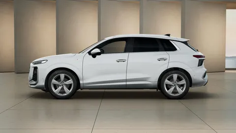  Audi Q3 1.5 TFSI S line S Tronic Euro 6 (s/s) 5dr Thumbnail #3