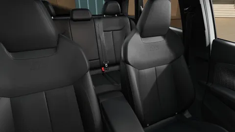  Audi Q3 1.5 TFSI S line S Tronic Euro 6 (s/s) 5dr Thumbnail #10