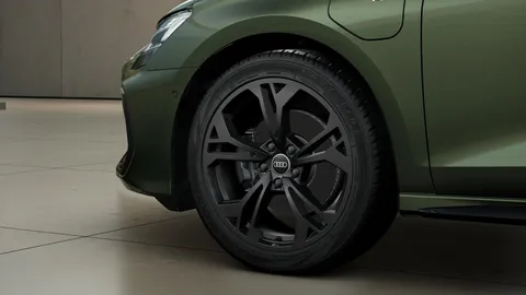  Audi A3 1.5 TFSIe Black Edition Sportback S Tronic Euro 6 (s/s) 5dr 17.9kWh Thumbnail #4