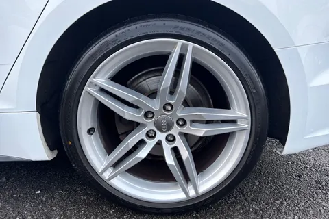 PY19XYV Audi A5 2.0 TFSI 35 S line Sportback S Tronic Euro 6 (s/s) 5dr Thumbnail #13