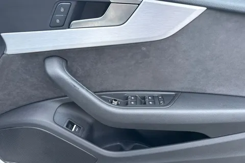 PY19XYV Audi A5 2.0 TFSI 35 S line Sportback S Tronic Euro 6 (s/s) 5dr Thumbnail #22