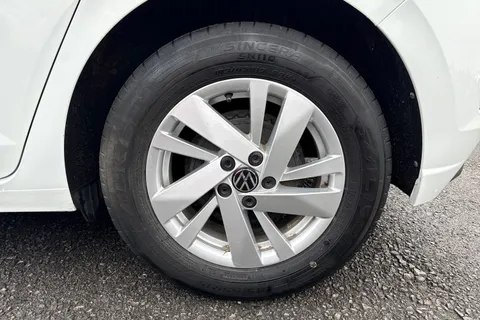 PK22DVW Volkswagen Polo 1.0 TSI Life Euro 6 (s/s) 5dr Thumbnail #12