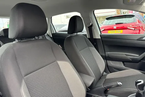 PK22DVW Volkswagen Polo 1.0 TSI Life Euro 6 (s/s) 5dr Thumbnail #25