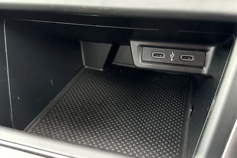 PK22DVW Volkswagen Polo 1.0 TSI Life Euro 6 (s/s) 5dr Thumbnail #35