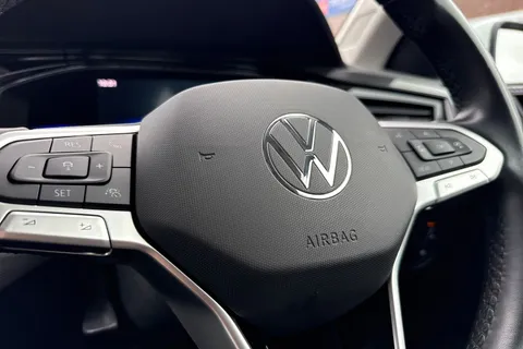 PK22DVW Volkswagen Polo 1.0 TSI Life Euro 6 (s/s) 5dr Thumbnail #42