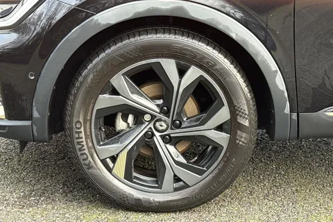 EY72ZBC Renault Arkana 1.6 E-Tech full hybrid 145 Engineered 5dr Auto Thumbnail #16