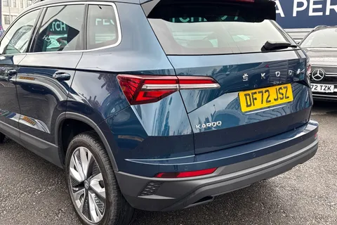 DF72JSZ Škoda Karoq 1.5 TSI ACT SE L DSG Euro 6 (s/s) 5dr Thumbnail #8