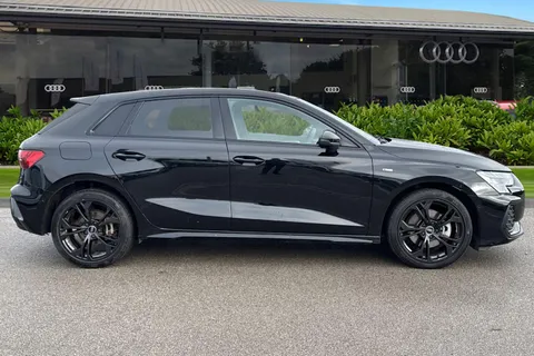 PK25SXP Audi A3 Black Edition 40 TFSI e  204 PS S tronic Thumbnail #4