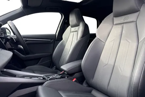 PK25SXP Audi A3 Black Edition 40 TFSI e  204 PS S tronic Thumbnail #11