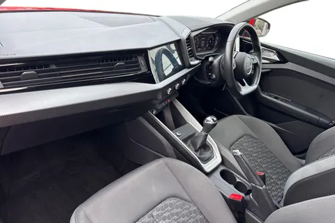 BL22DXG Audi A1 Sport 25 TFSI  95 PS 5-speed Thumbnail #16