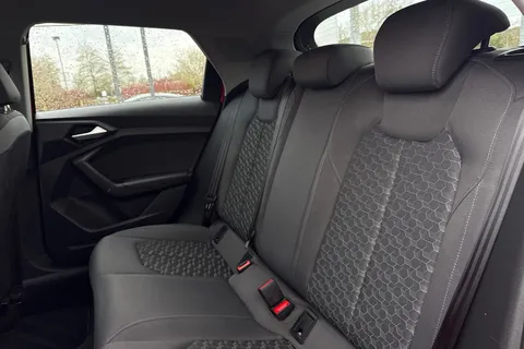 BL22DXG Audi A1 Sport 25 TFSI  95 PS 5-speed Thumbnail #20