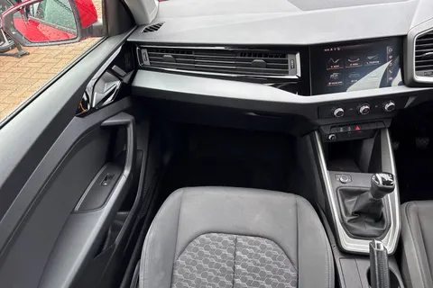 BL22DXG Audi A1 Sport 25 TFSI  95 PS 5-speed Thumbnail #21