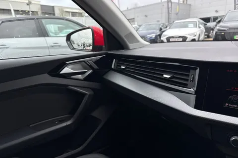 BL22DXG Audi A1 Sport 25 TFSI  95 PS 5-speed Thumbnail #62